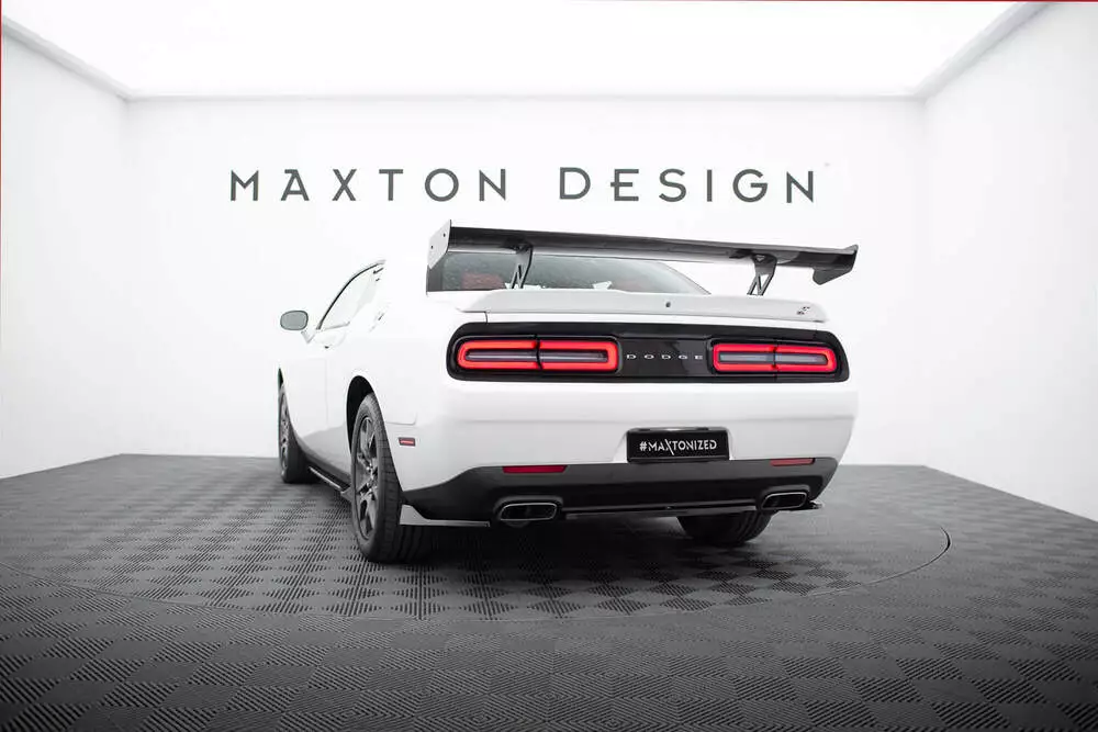 Carbon Spoiler Dodge Challenger Mk3 - Image 3