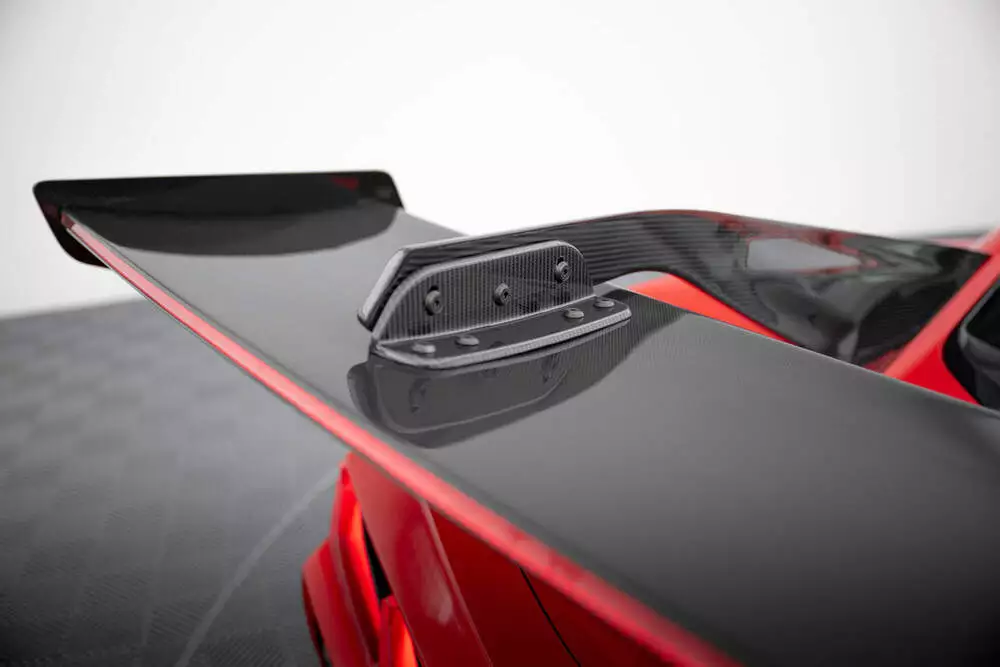 Carbon Spoiler + Led Chevrolet Corvette C8 - Image 5