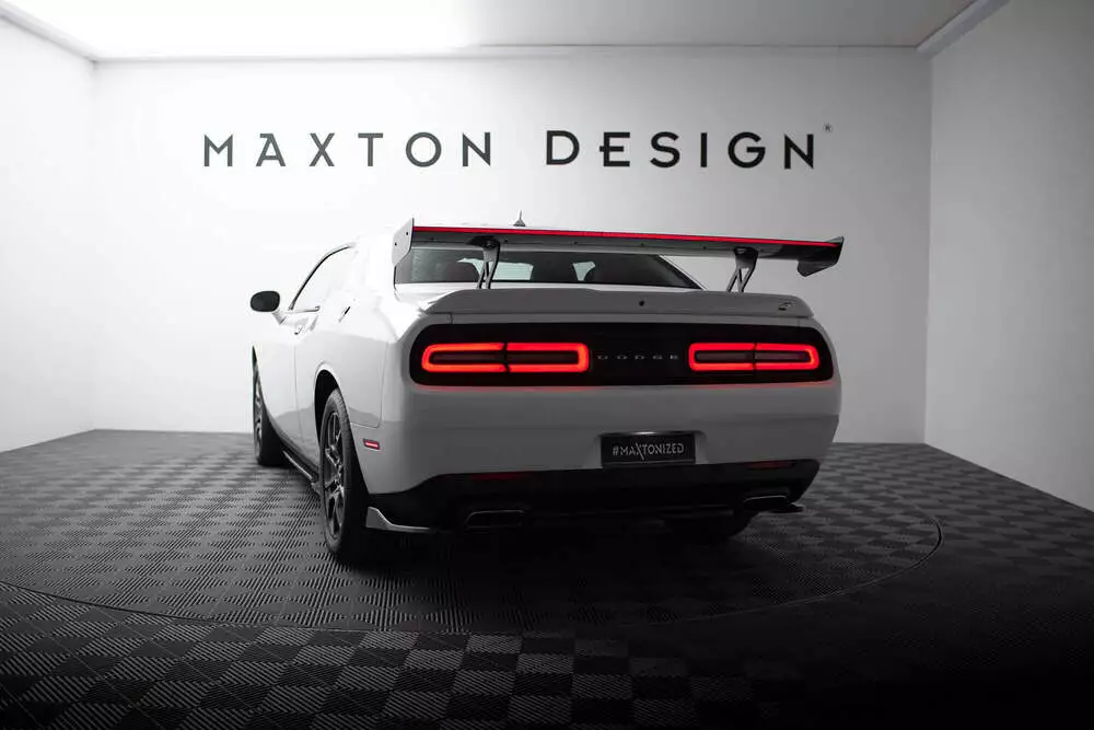 Carbon Spoiler + Led Dodge Challenger Mk3 - Image 3