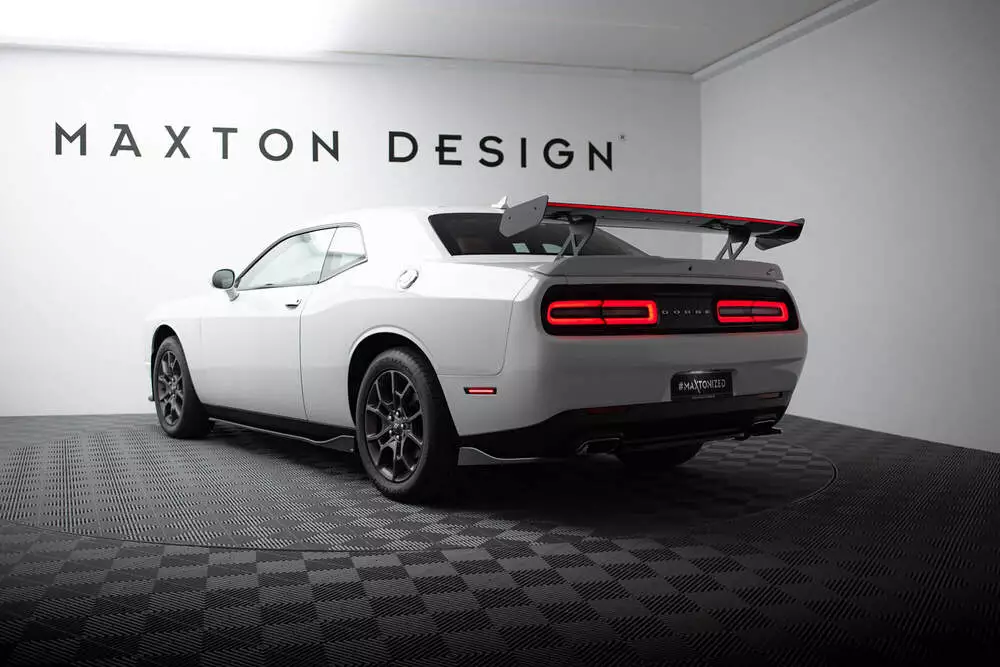 Carbon Spoiler + Led Dodge Challenger Mk3 - Image 8