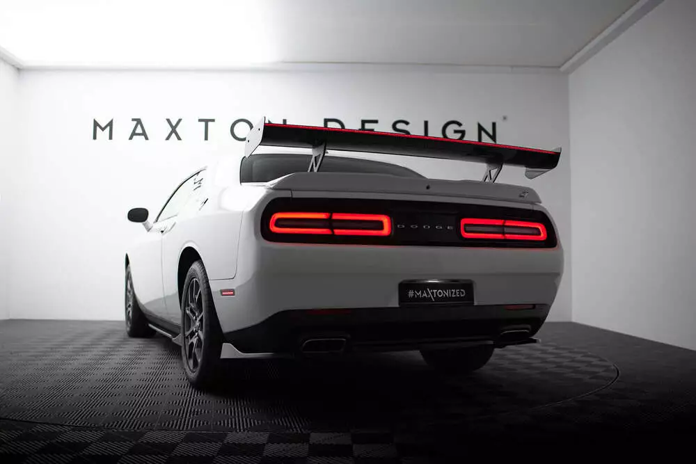 Carbon Spoiler + Led Dodge Challenger Mk3 - Image 9