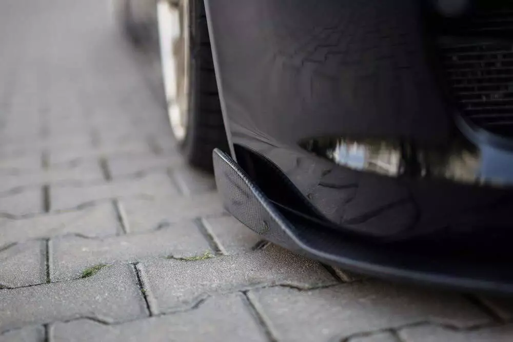 Front Splitter V.1 Porsche Cayman Mk2 981c - Image 2