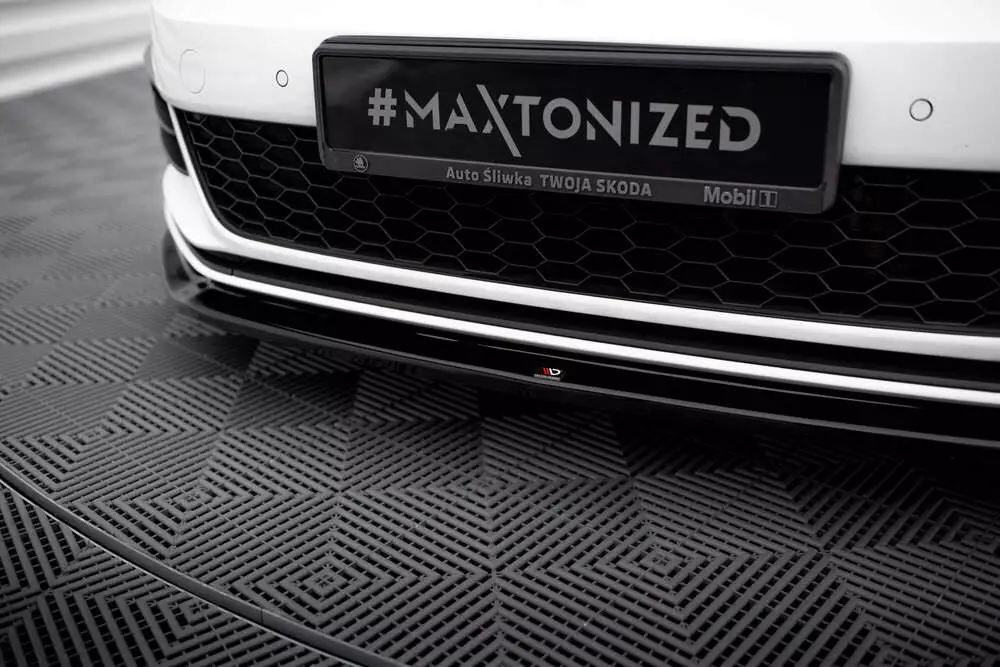Front Splitter V.2 Vw Golf Vii Gti Facelift - Image 3