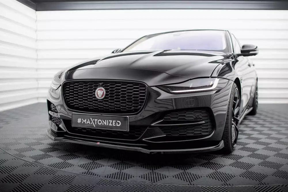 Front Splitter V.1 Jaguar Xe X760 Facelift