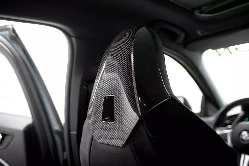 Prepreg Carbon Fiber Headrests Bmw 1 F40 M135i - Image 6