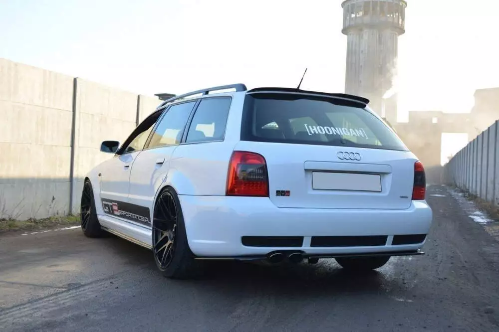 Rear Splitter Audi Rs4 B5 (With A Vertical Bar) - Image 4