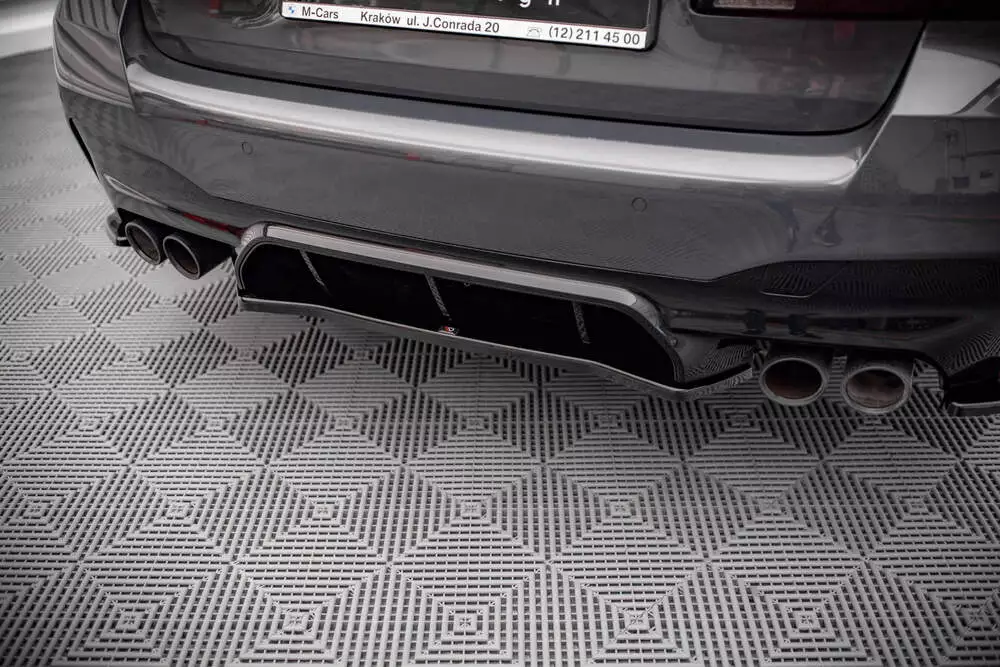 Rear Splitter Bmw M5 F90 - Image 2