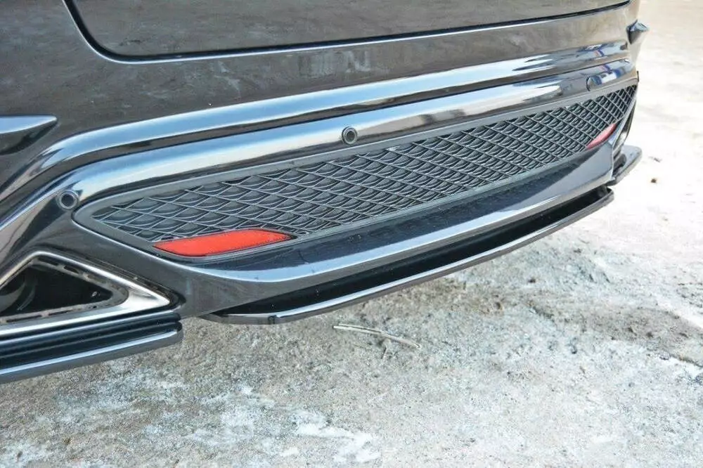 Rear Splitter Honda Civic Viii Type S/r (Without Vertical Bars) - Image 2