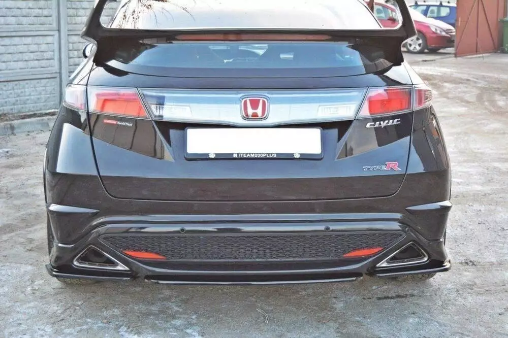 Rear Splitter Honda Civic Viii Type S/r (Without Vertical Bars) - Image 3