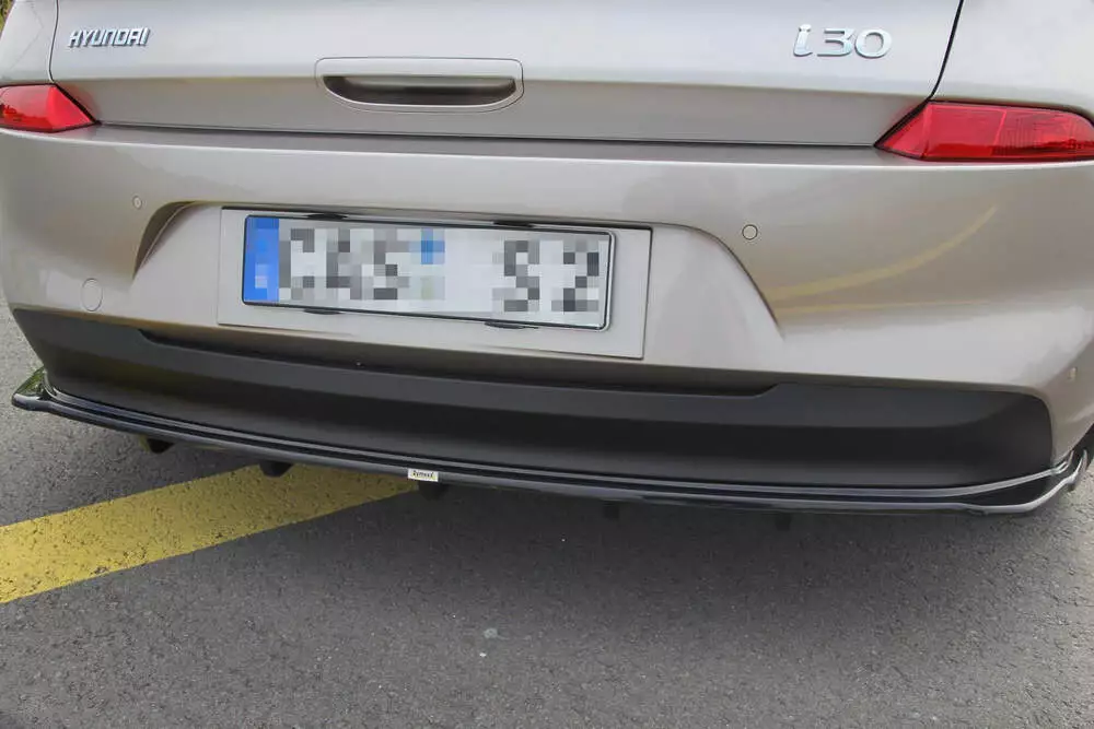 Rear Splitter (With Vertical Bars) Hyundai I30 Mk3 Hatchback