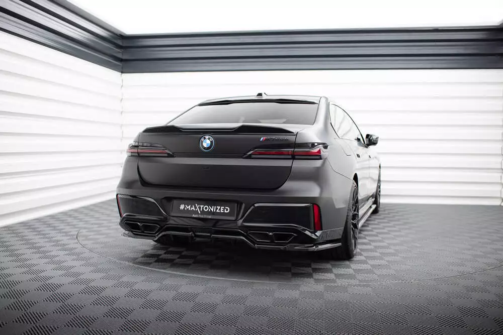 Rear Splitter (With Vertical Bars) Bmw M760e G70 - Image 3