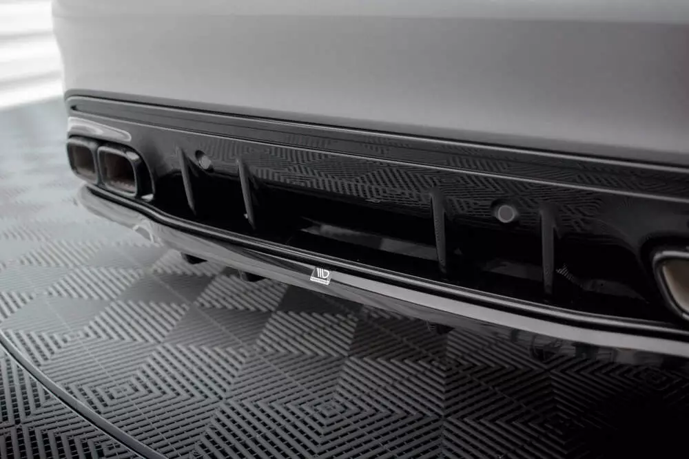 Rear Splitter (With Vertical Bars) Mercedes-amg C63 Sedan / Estate W205 Facelift - Image 2