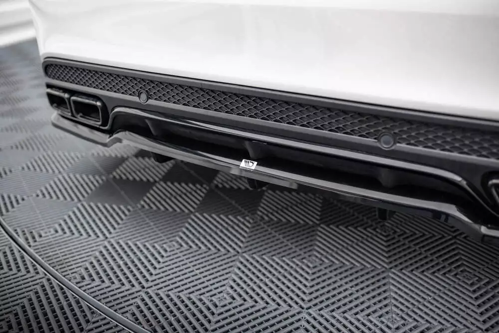 Rear Splitter (With Vertical Bars) Mercedes-amg C63 Sedan / Estate W205 / S205 - Image 2