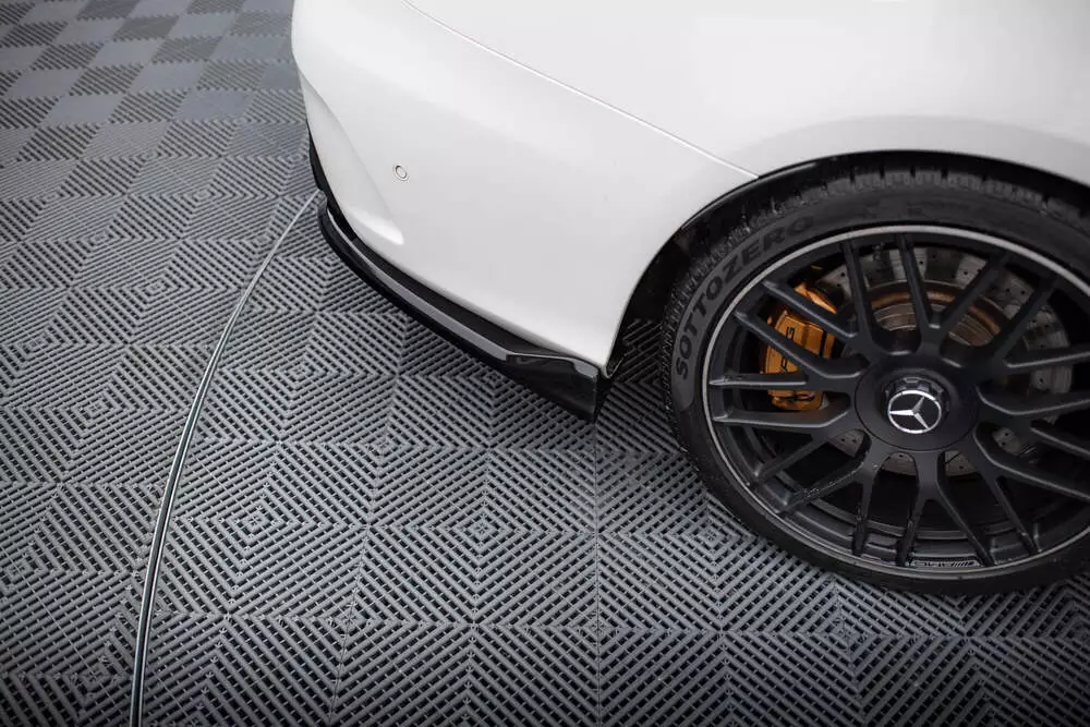 Rear Splitter (With Vertical Bars) Mercedes-amg C63 Sedan / Estate W205 / S205 - Image 4