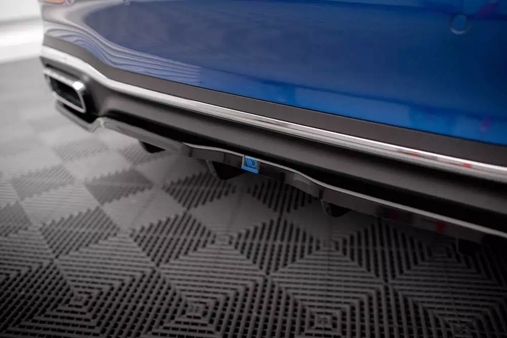 Rear Splitter (With Vertical Bars) Mercedes-benz C Amg-line W206 - Image 3
