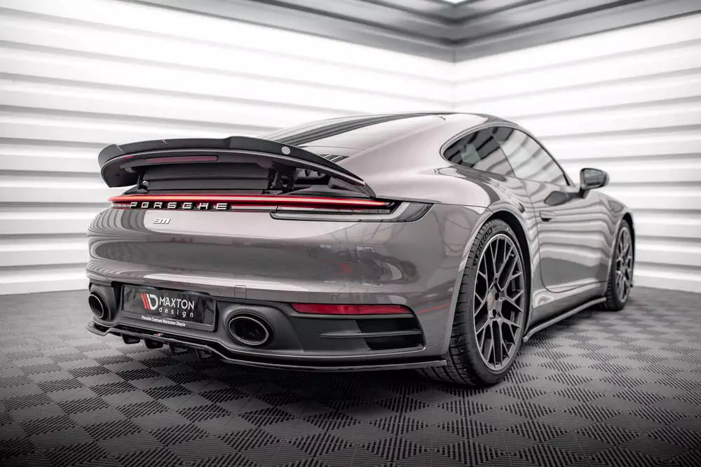 Rear Splitter (With Vertical Bars) Porsche 911 Carrera 4s 992