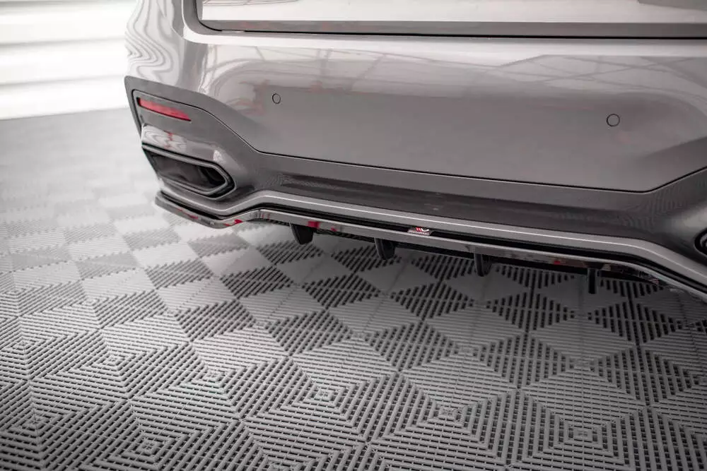Rear Splitter (With Vertical Bars) V.1 Bmw 7 M-pack G11 / G12 Facelift - Image 2