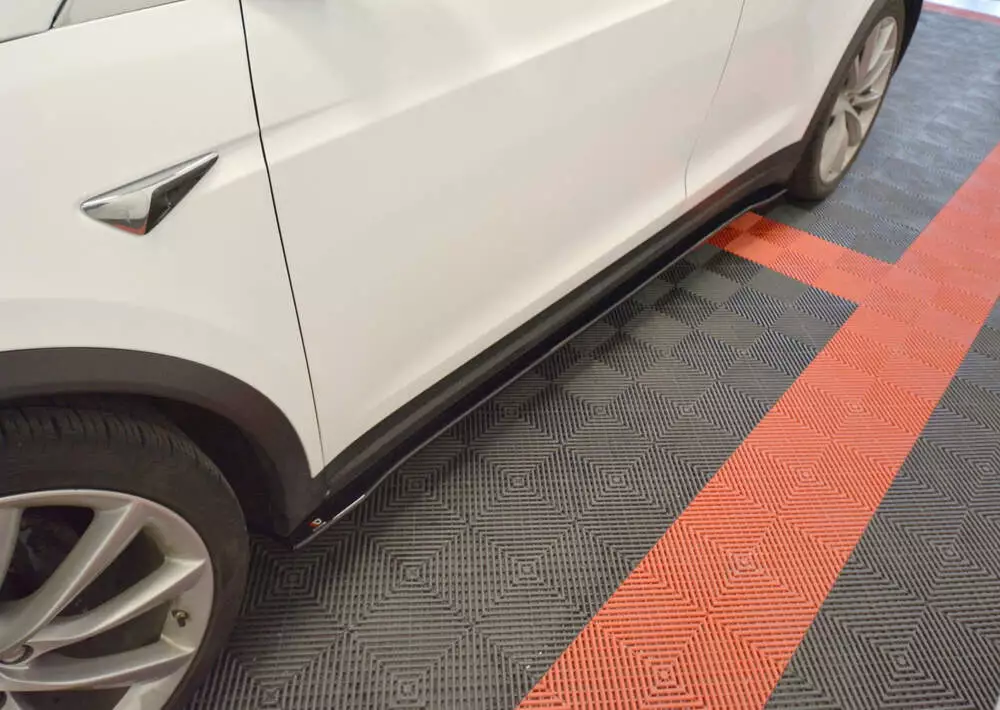 Side Skirts Diffusers V.2 Tesla Model X
