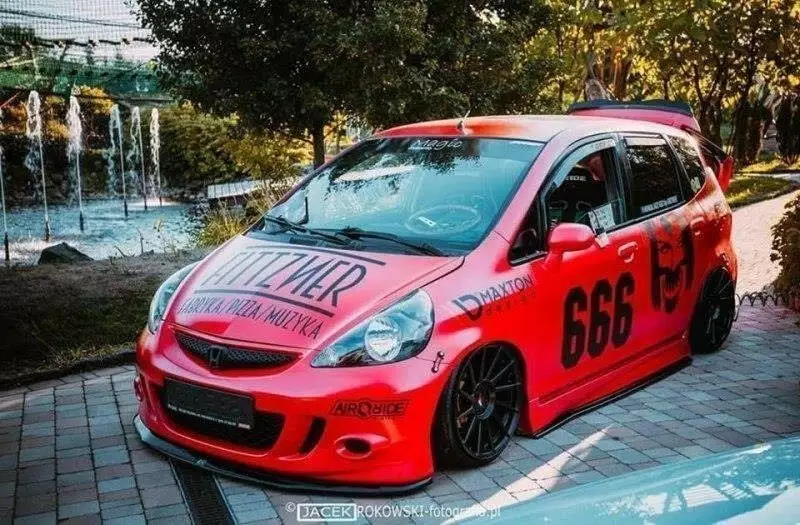 Spoiler Cap Honda Jazz Mk1 - Image 2