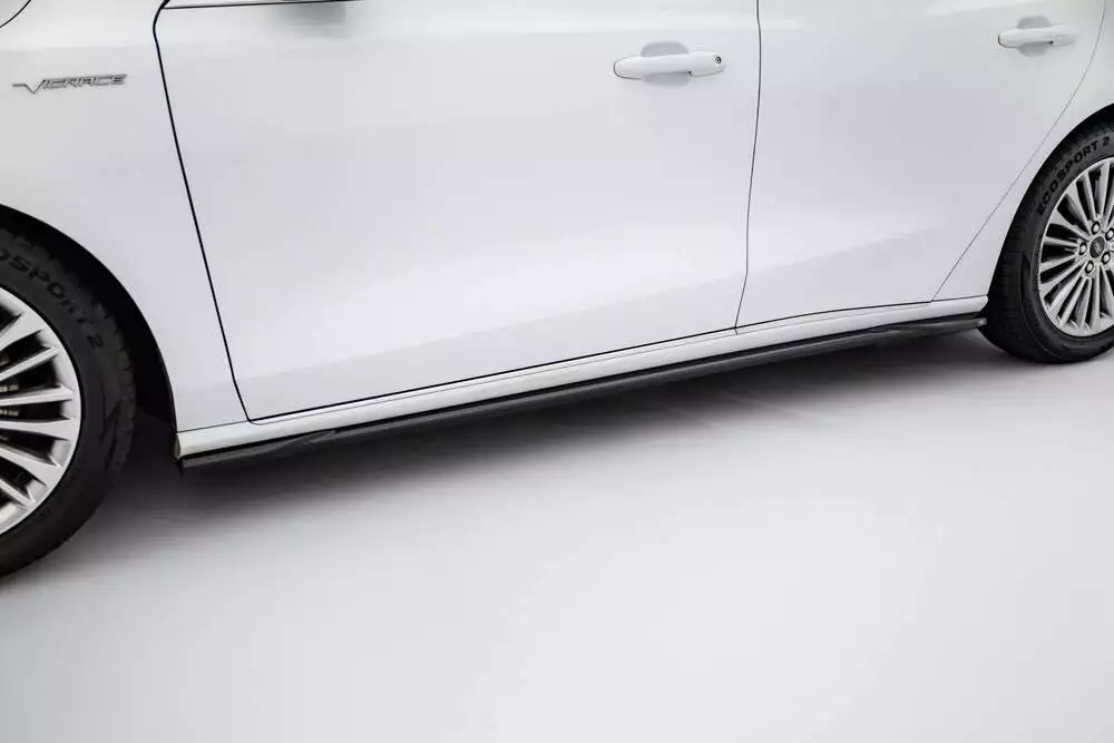 Set Of Splitters Ford Focus Vignale Estate Mk4 - Image 5