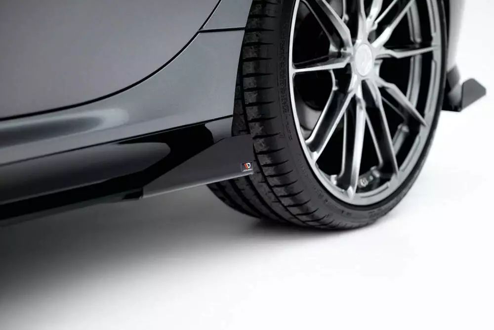 Side Flaps Bmw M135i F70