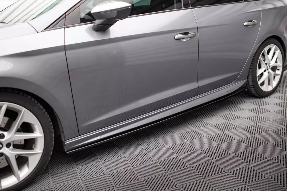 Side Skirts Diffusers V.5 Seat Leon Cupra / Fr / Standard Mk3 / Mk3 Facelift