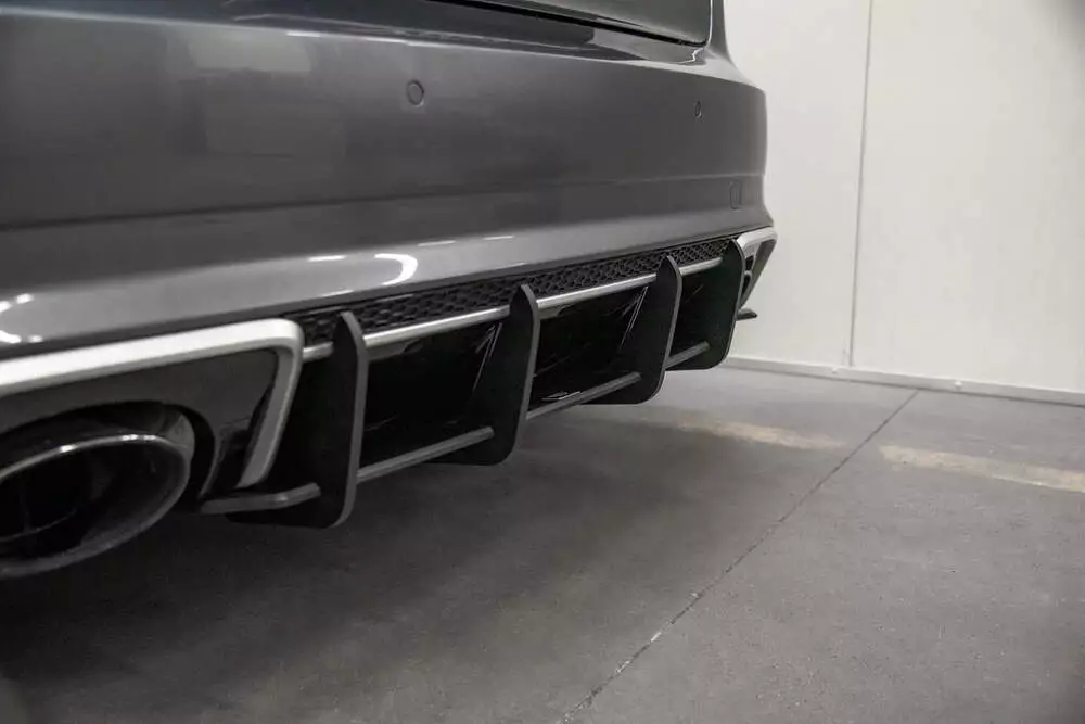 Street Pro Rear Diffuser V.1 Audi Rs3 8v Sportback - Image 2