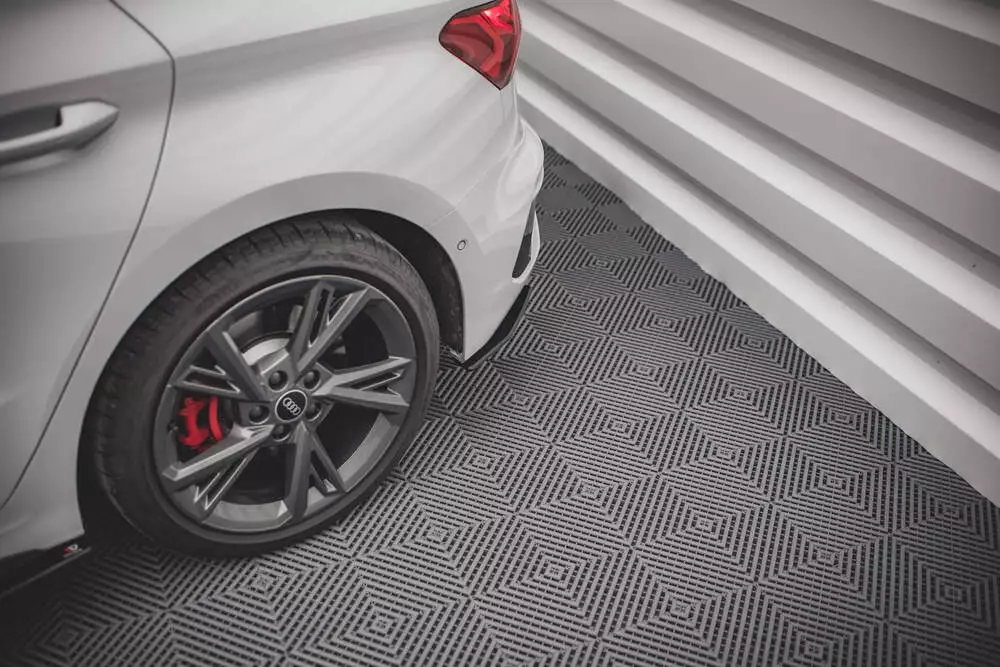 Street Pro Rear Side Splitters Audi S3 Sportback 8y - Image 3