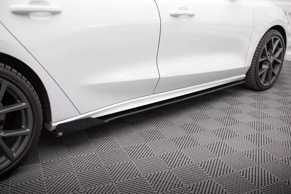 Street Pro Side Skirts Diffusers + Flaps Ford Focus St / St-line Mk4