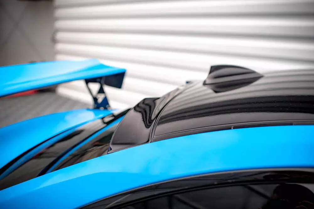 The Extension Of The Rear Window Bmw M2 F87 - Image 2