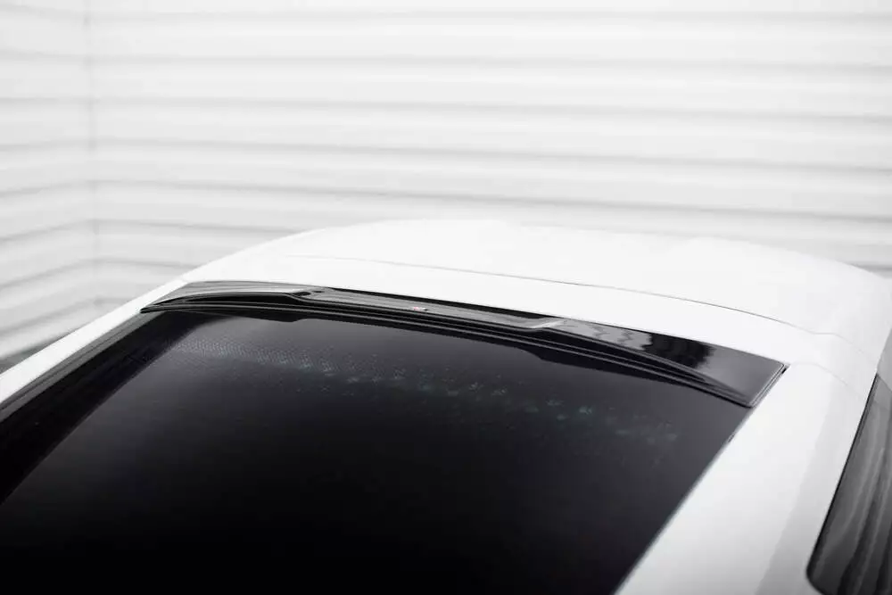 The Extension Of The Rear Window Chevrolet Corvette Stingray / Z06 C7 - Image 2