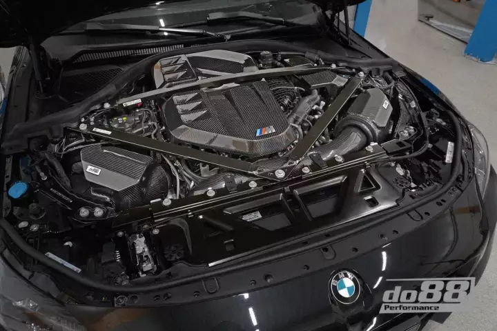 Carbon fiber engine cover, BMW M2 M3 M4 (S58) - Image 5