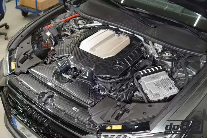 Carbon fiber engine cover, Audi RS6 RS7 C8 - Image 2